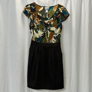 Cap sleeve two-toned dress